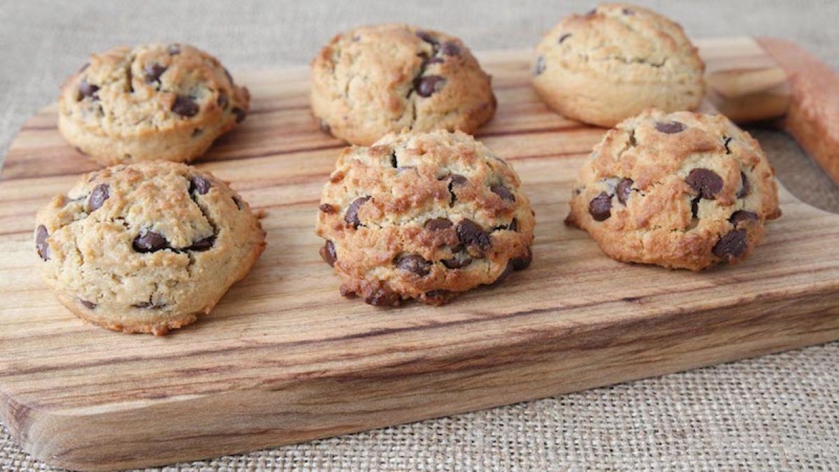 Keto Chocolate Chip Cookies - Diabetes Self-Management